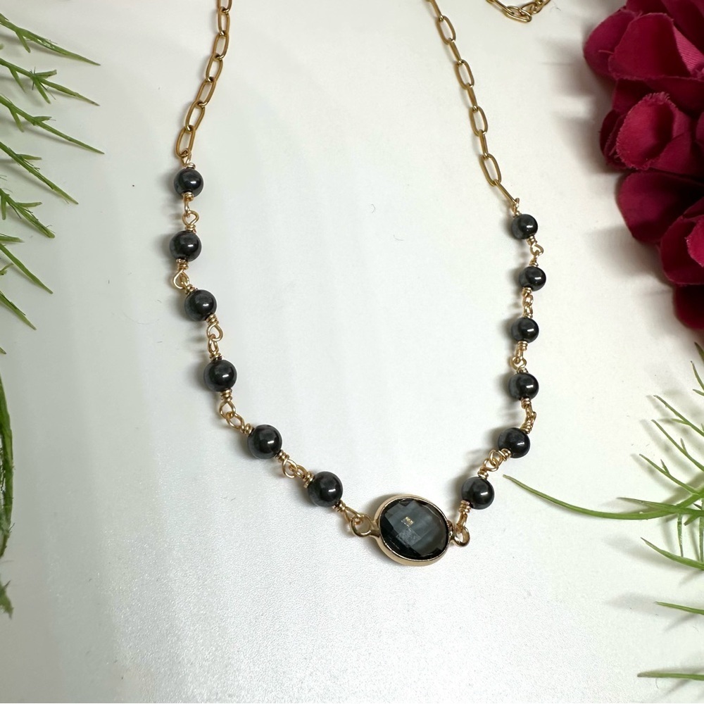 NEW⚜️ Hematite & Smoky Crystal Beaded Necklace - Picture 5 of 5